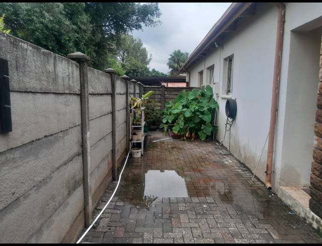 4 BEDROOM HOUSE FOR SALE IN BO-DORP